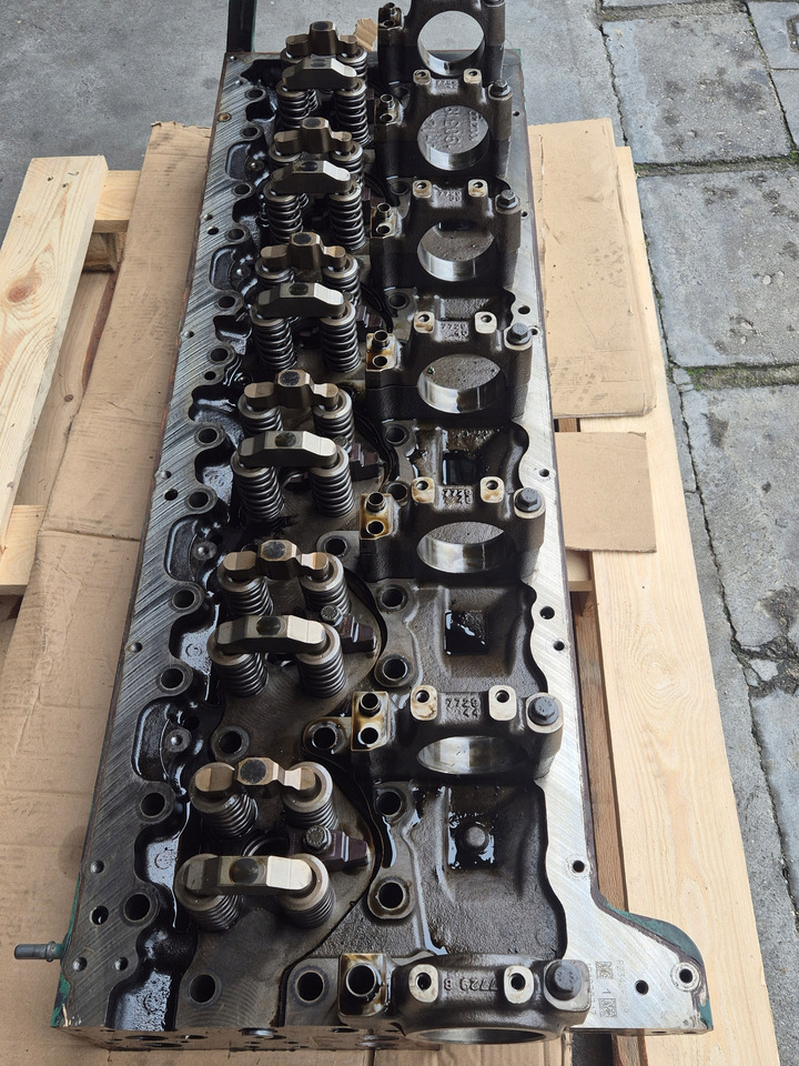 VOLVO GŁOWICA SILNIKA D13K TURBOCOMPOUND RENAULT GAMA EVO VOLVO FH 5 FH4 23436289 - Головка блока для Грузовиков: фото 4 VOLVO GŁOWICA SILNIKA D13K TURBOCOMPOUND RENAULT GAMA EVO VOLVO FH 5 FH4 23436289 - Головка блока для Грузовиков: фото 4