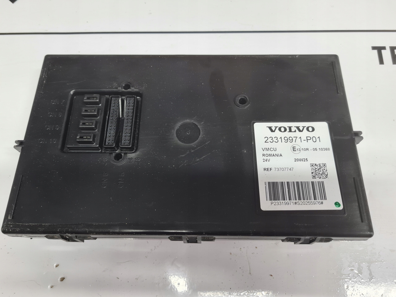 VOLVO MODUŁ STEROWNIK VMCU/FRC VOLVO FH 4 FM 4 EURO 6 23319971 23762559 - Электрическая система для Грузовиков: фото 2 VOLVO MODUŁ STEROWNIK VMCU/FRC VOLVO FH 4 FM 4 EURO 6 23319971 23762559 - Электрическая система для Грузовиков: фото 2