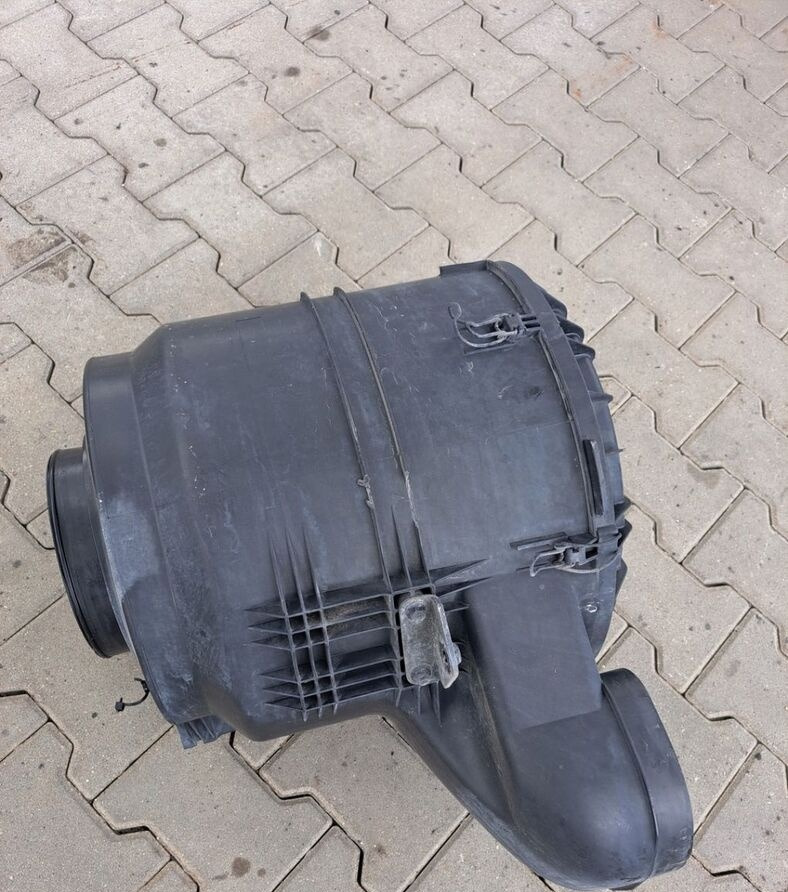 VOLVO OBUDOWA FILTRA POWIETRZA VOLVO FH FM 4 13 LIFT RENAULT GAMA T - Воздушный фильтр для Грузовиков: фото 1 VOLVO OBUDOWA FILTRA POWIETRZA VOLVO FH FM 4 13 LIFT RENAULT GAMA T - Воздушный фильтр для Грузовиков: фото 1