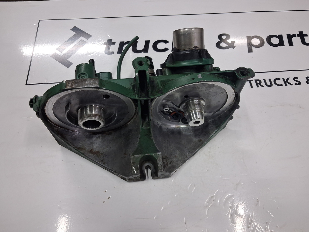 VOLVO PODSTAWA FILTRÓW PALIWA VOLVO FH FM 4 RENAULT GAMA T C K RANGE - Двигатель и запчасти для Грузовиков: фото 2 VOLVO PODSTAWA FILTRÓW PALIWA VOLVO FH FM 4 RENAULT GAMA T C K RANGE - Двигатель и запчасти для Грузовиков: фото 2