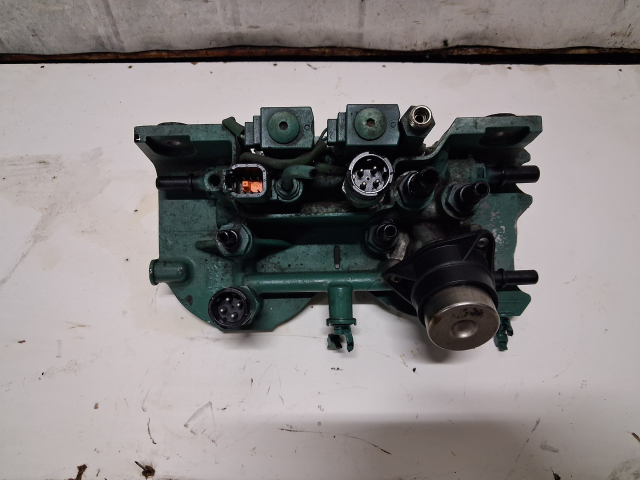 VOLVO PODSTAWA FILTRÓW PALIWA VOLVO FH FM 4 RENAULT GAMA T C K RANGE - Двигатель и запчасти для Грузовиков: фото 2 VOLVO PODSTAWA FILTRÓW PALIWA VOLVO FH FM 4 RENAULT GAMA T C K RANGE - Двигатель и запчасти для Грузовиков: фото 2