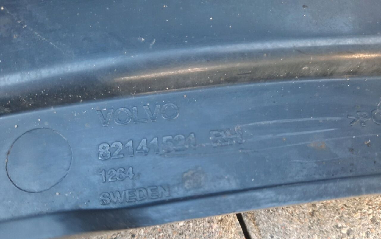 Volvo STOPIEŃ STOPNICA PRAWA STELAŻ ORYGINAŁ VOLVO FH 4 82141521 - Боковая подножка для Грузовиков: фото 4 Volvo STOPIEŃ STOPNICA PRAWA STELAŻ ORYGINAŁ VOLVO FH 4 82141521 - Боковая подножка для Грузовиков: фото 4