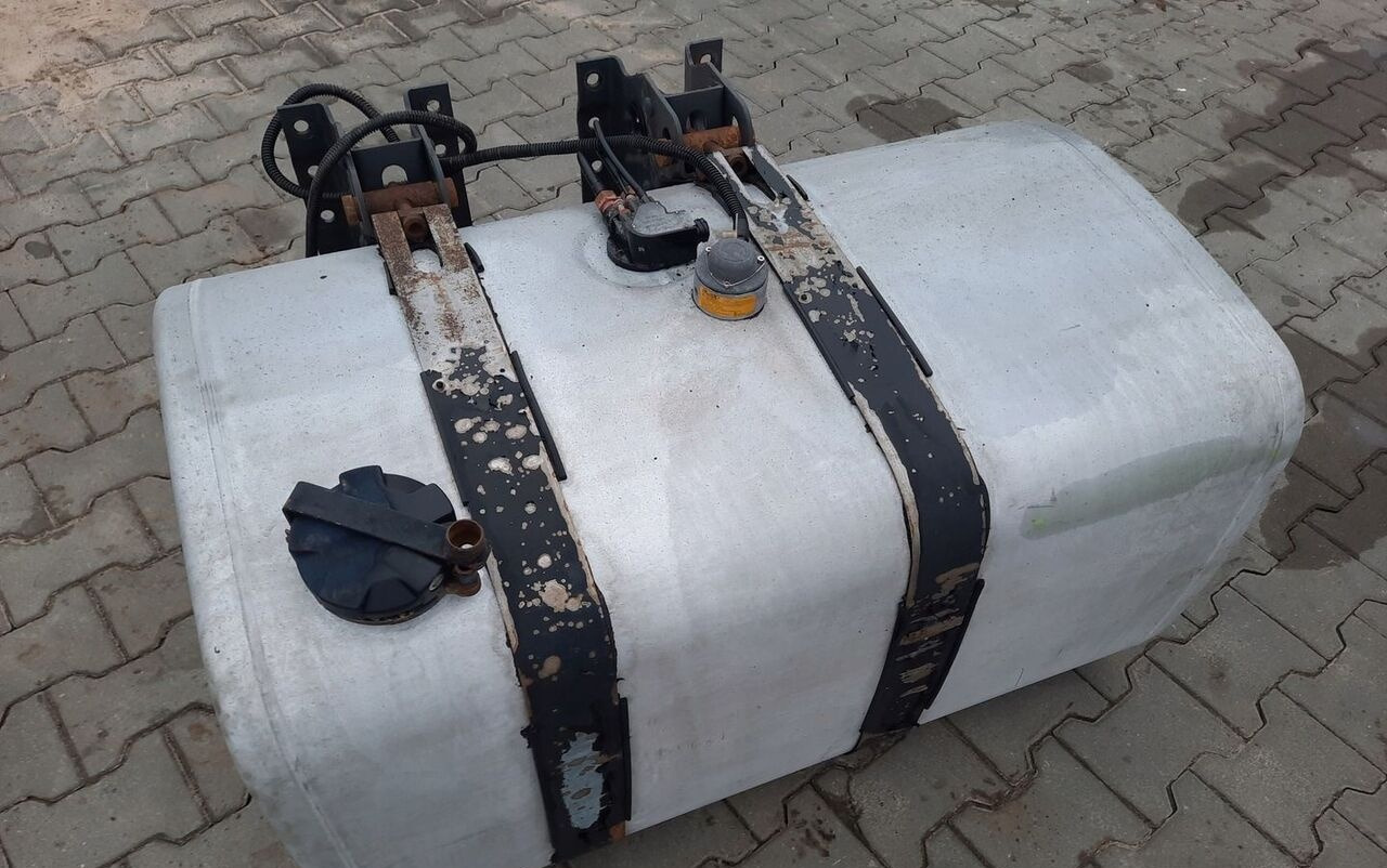 Volvo ZBIORNIK PALIWA RENAULT DXI VOLVO FH FM LOW DECK - Топливный бак для Грузовиков: фото 4 Volvo ZBIORNIK PALIWA RENAULT DXI VOLVO FH FM LOW DECK - Топливный бак для Грузовиков: фото 4