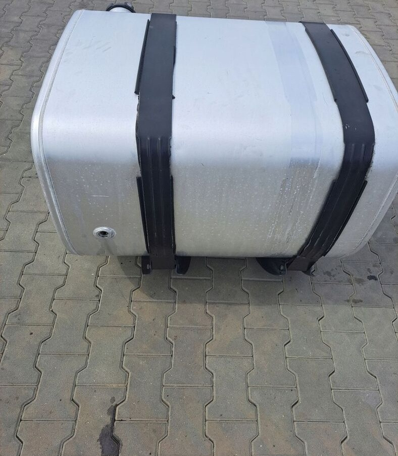 Volvo ZBIORNIK PALIWA RENAULT GAMA RANGE T 90/70/70 365L 1 - Топливный бак для Грузовиков: фото 4 Volvo ZBIORNIK PALIWA RENAULT GAMA RANGE T 90/70/70 365L 1 - Топливный бак для Грузовиков: фото 4
