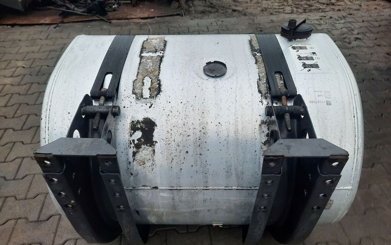 Топливный бак для Грузовиков Volvo ZBIORNIK PALIWA VOLVO FH4 FM4 FMX 100/70/70 21821393: фото 6 Топливный бак для Грузовиков Volvo ZBIORNIK PALIWA VOLVO FH4 FM4 FMX 100/70/70 21821393: фото 6