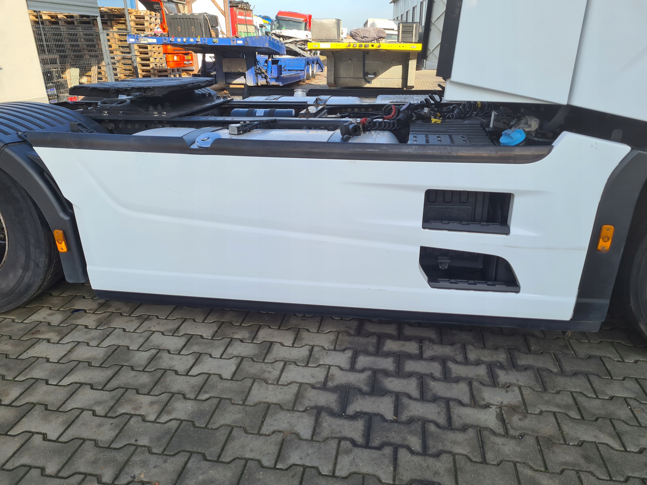 FORD ZABUDOWY OSŁONY MIĘDZYOSIOWE MOCOWANIA KOMPLET ORYGINAŁ FORD F-MAX 500 - Запчасти для Грузовиков: фото 2 FORD ZABUDOWY OSŁONY MIĘDZYOSIOWE MOCOWANIA KOMPLET ORYGINAŁ FORD F-MAX 500 - Запчасти для Грузовиков: фото 2