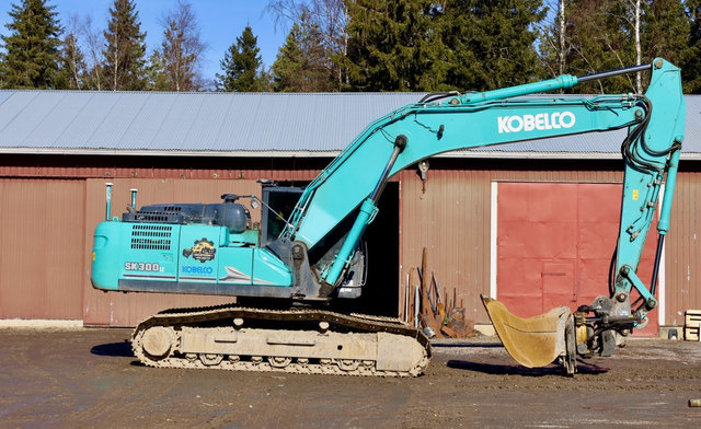 KobelcoSK300 LC-11 - Гусеничный экскаватор: фото 2 KobelcoSK300 LC-11 - Гусеничный экскаватор: фото 2
