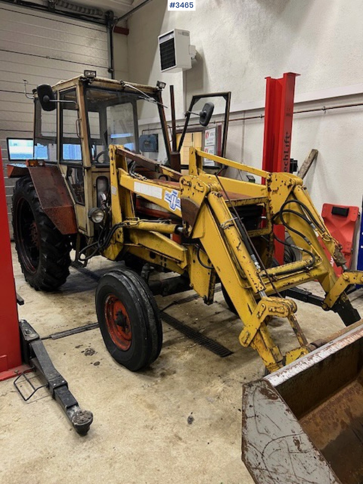 1978 Zetor 6718 w/ Front loader and bucket. - Трактор: фото 1 1978 Zetor 6718 w/ Front loader and bucket. - Трактор: фото 1
