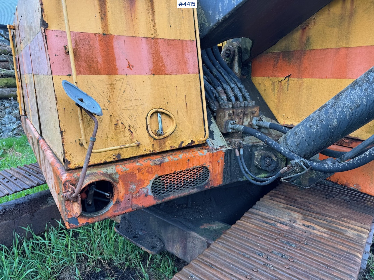 Экскаватор 1981 Åkerman H9B LC. SEE VIDEO.: фото 10 Экскаватор 1981 Åkerman H9B LC. SEE VIDEO.: фото 10