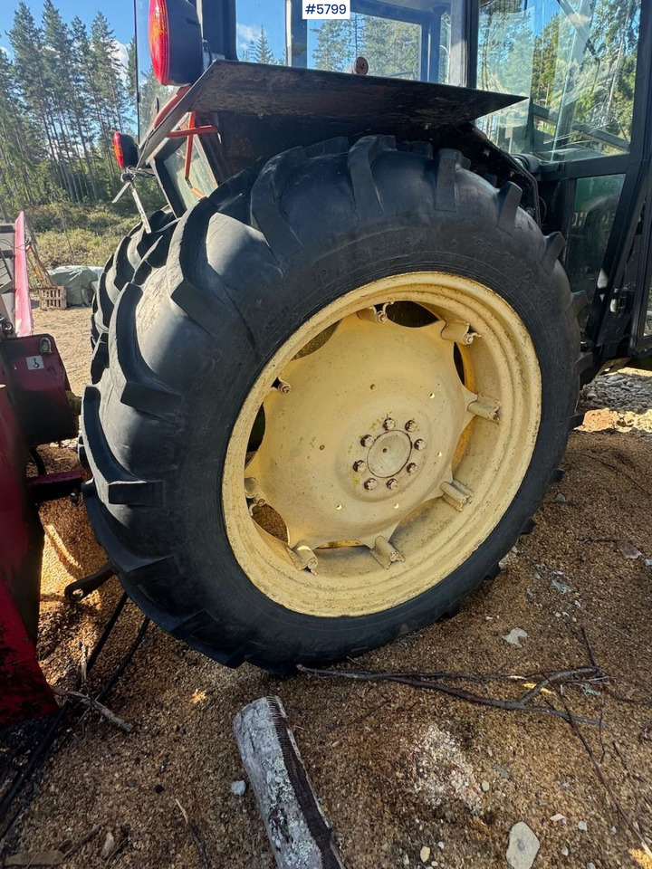 Трактор 1985 John Deere 2040 4x4 w/ front loader: фото 16 Трактор 1985 John Deere 2040 4x4 w/ front loader: фото 16