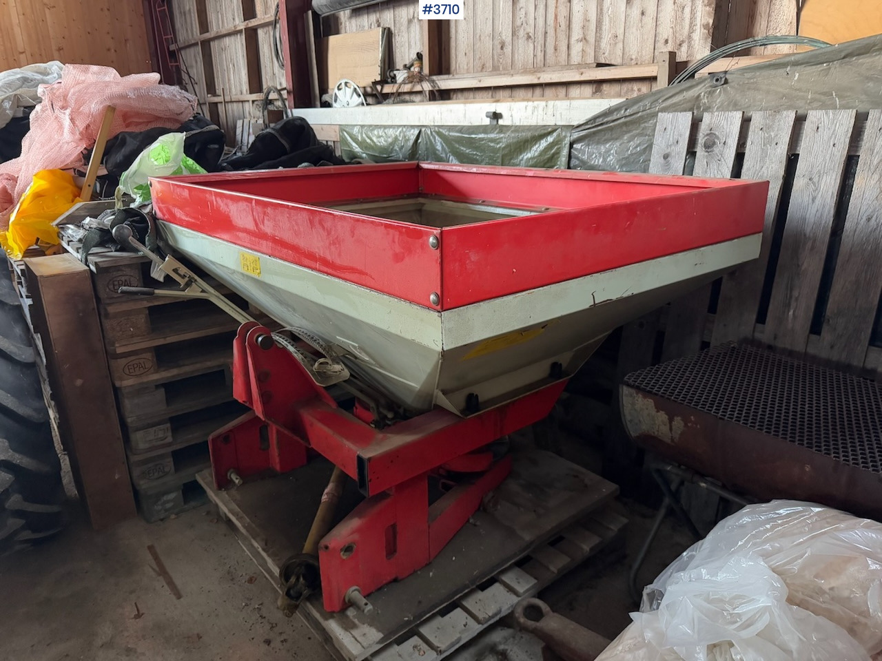 1989 Rauch Komet ZSA600 Fertilizer spreader - Разбрасыватель удобрений: фото 2 1989 Rauch Komet ZSA600 Fertilizer spreader - Разбрасыватель удобрений: фото 2