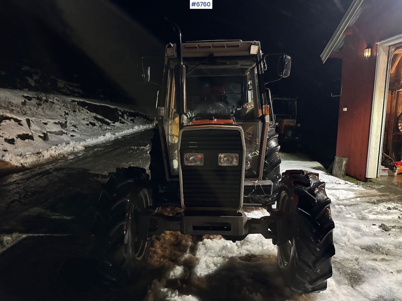 1991 Massey-Ferguson 362 4x4 tractor with chains - Трактор: фото 4 1991 Massey-Ferguson 362 4x4 tractor with chains - Трактор: фото 4