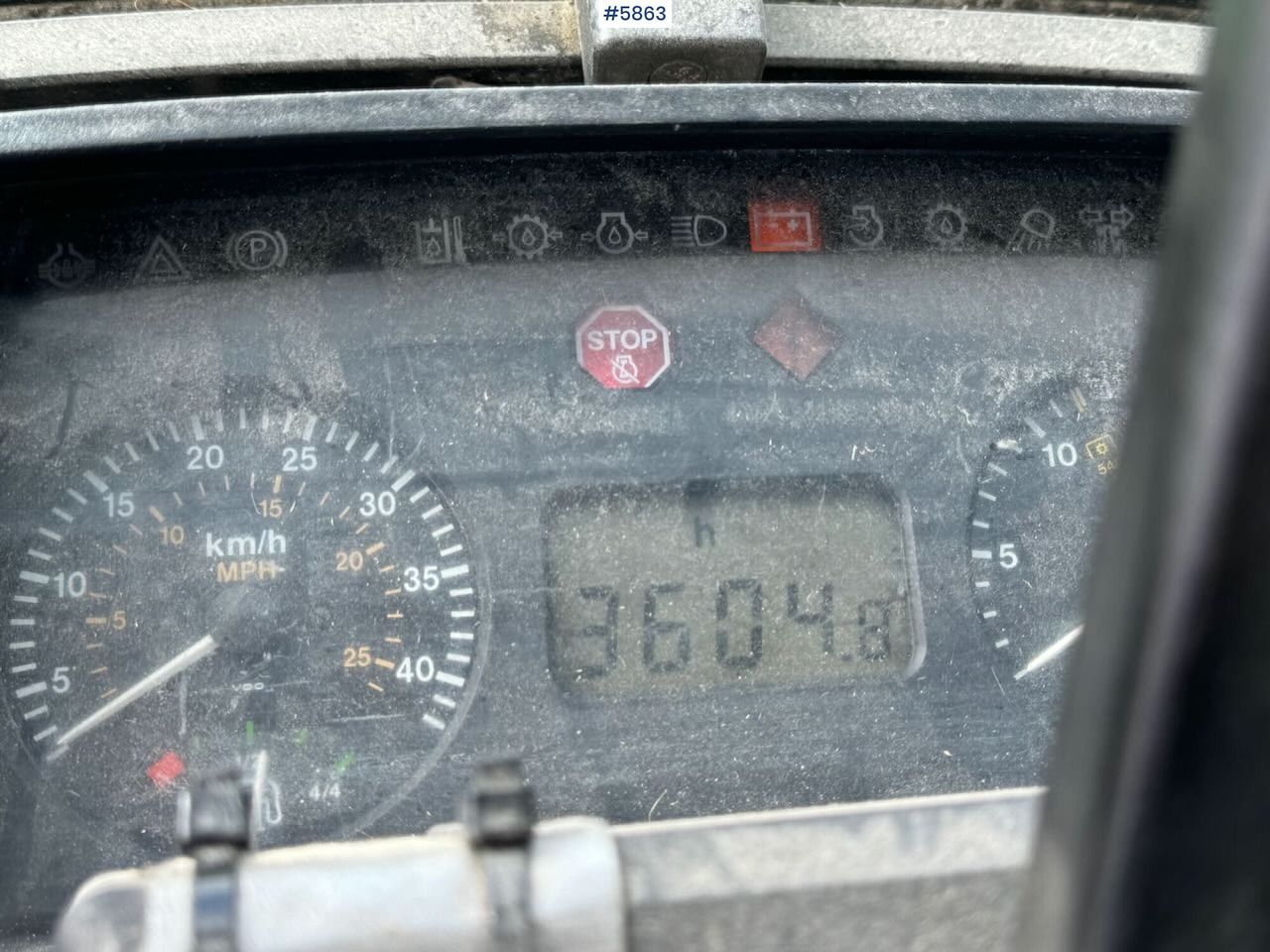 Трактор 1996 John Deere 6400 4x4 w/ front loader.: фото 16 Трактор 1996 John Deere 6400 4x4 w/ front loader.: фото 16