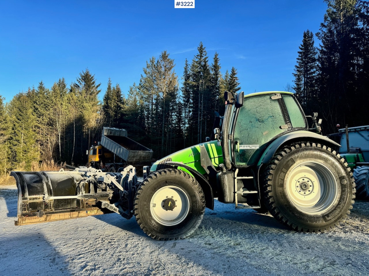 Трактор 2001 Deutz-Fahr Agrotron 120 4x4 tractor with front loader, 2 sets of tires, snowplow mount, and blade.: фото 5