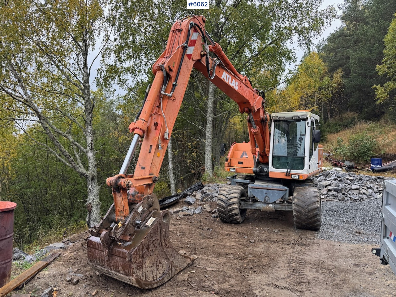 2002 Atlas 1304 w/ 1 backhoe bucket Low Hours! - Экскаватор: фото 2 2002 Atlas 1304 w/ 1 backhoe bucket Low Hours! - Экскаватор: фото 2