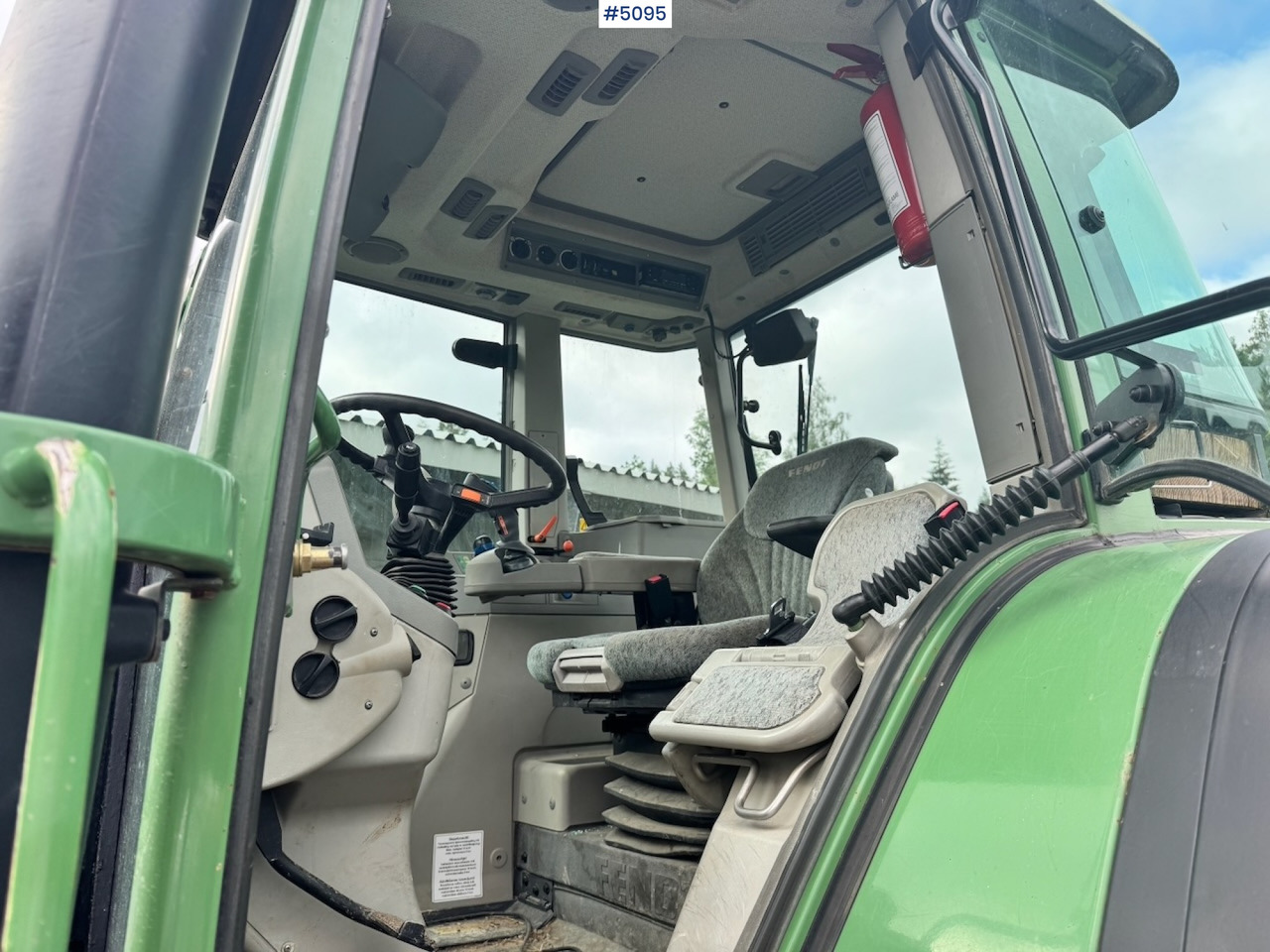 2002 Fendt 716 Vario w/ Front hydraulics. - Трактор: фото 3 2002 Fendt 716 Vario w/ Front hydraulics. - Трактор: фото 3