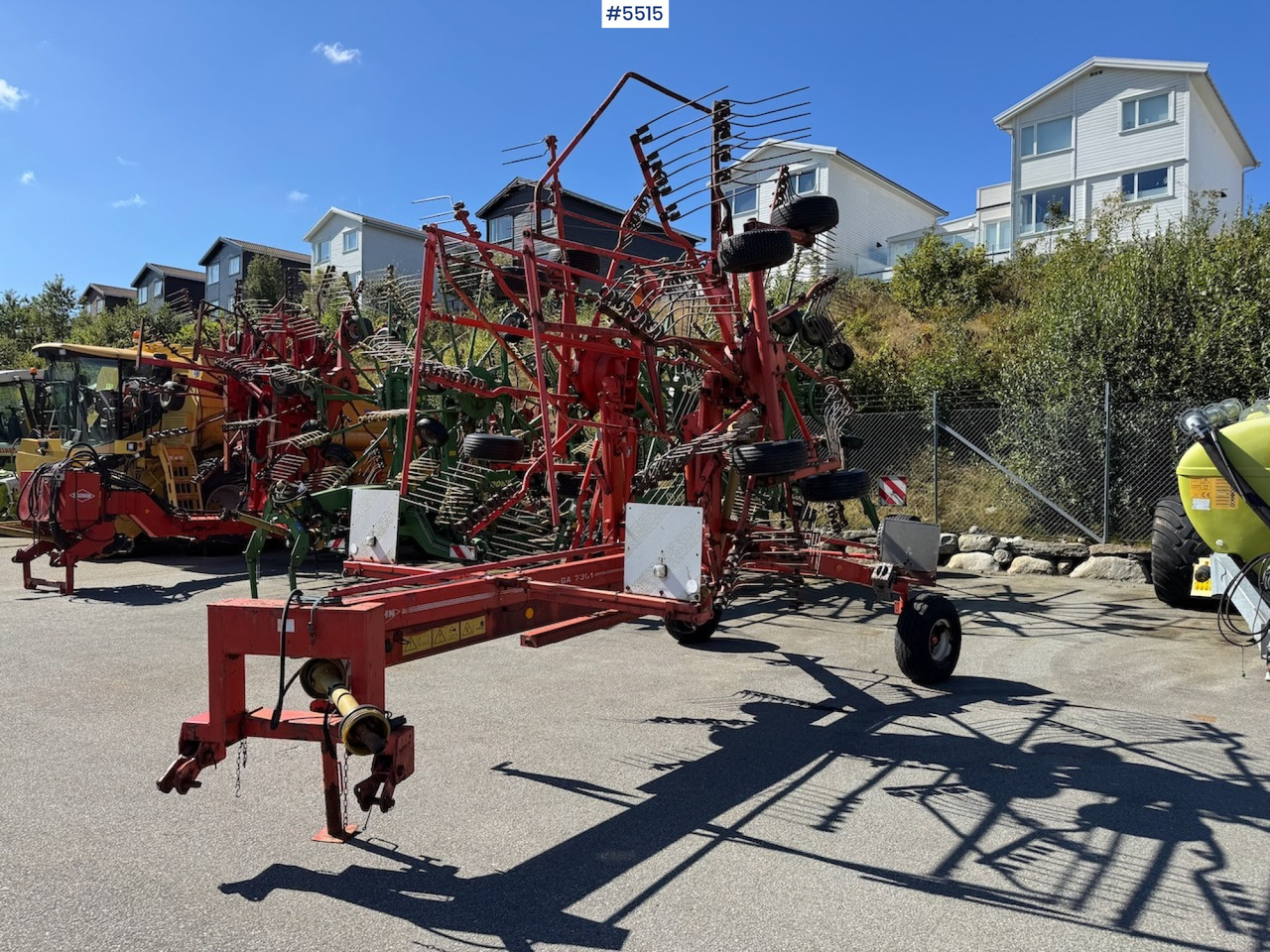 2002 Kuhn GA 7301 Collecting rake - Техника для сенозаготовки: фото 5 2002 Kuhn GA 7301 Collecting rake - Техника для сенозаготовки: фото 5