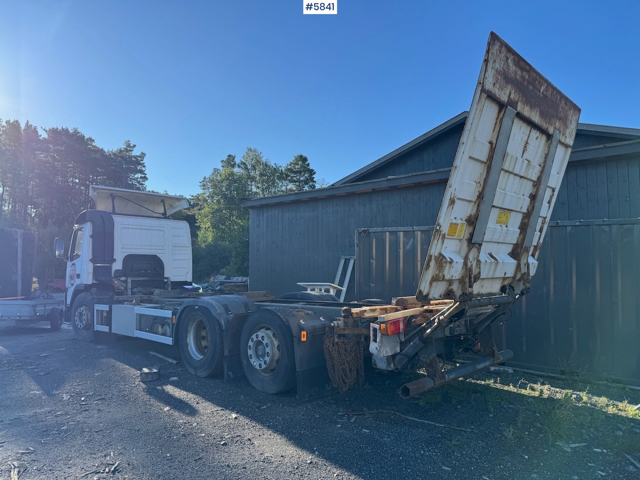 2002 Volvo FM 6x2. - Грузовик-контейнеровоз/ Сменный кузов: фото 5 2002 Volvo FM 6x2. - Грузовик-контейнеровоз/ Сменный кузов: фото 5