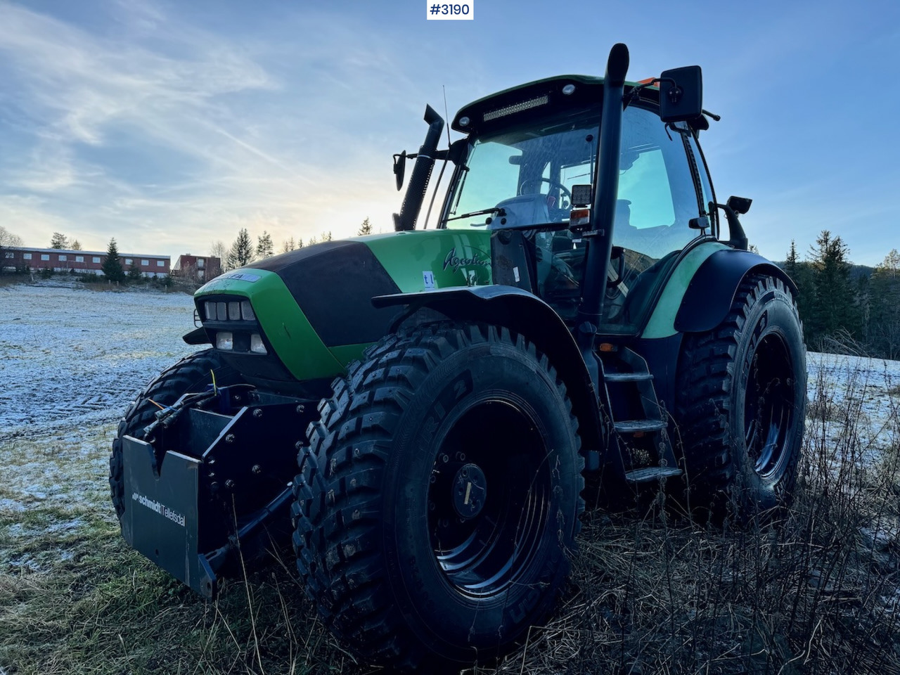 2004 Deutz-Fahr Agrotron 1130 4x4 Snow-Ready Tractor with Front Loader, Bucket, and 2 Sets of Tires - Трактор: фото 5 2004 Deutz-Fahr Agrotron 1130 4x4 Snow-Ready Tractor with Front Loader, Bucket, and 2 Sets of Tires - Трактор: фото 5