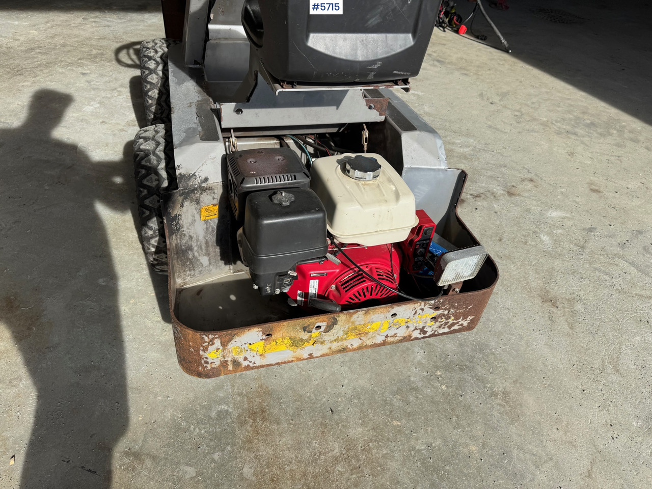 2005 Multione F14B - Компактный фронтальный погрузчик: фото 5 2005 Multione F14B - Компактный фронтальный погрузчик: фото 5