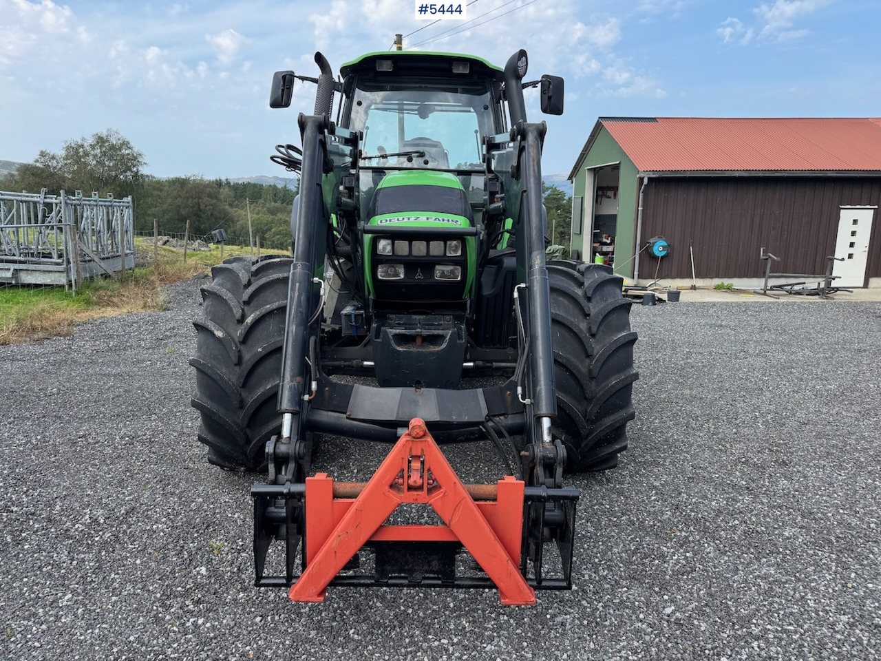 2008 Deutz Fahr Agrotron 150.7 w/ front loader. - Трактор: фото 2 2008 Deutz Fahr Agrotron 150.7 w/ front loader. - Трактор: фото 2