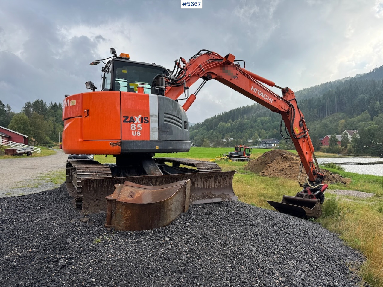2011 Hitachi ZX 85 US-3 w/rotor tilt and buckets - Экскаватор: фото 5 2011 Hitachi ZX 85 US-3 w/rotor tilt and buckets - Экскаватор: фото 5
