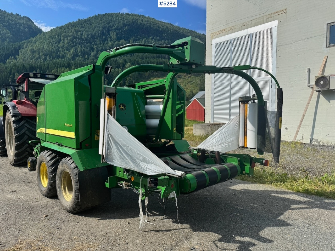 Техника для сенозаготовки 2012 John Deere 744 Combi baler.: фото 7
