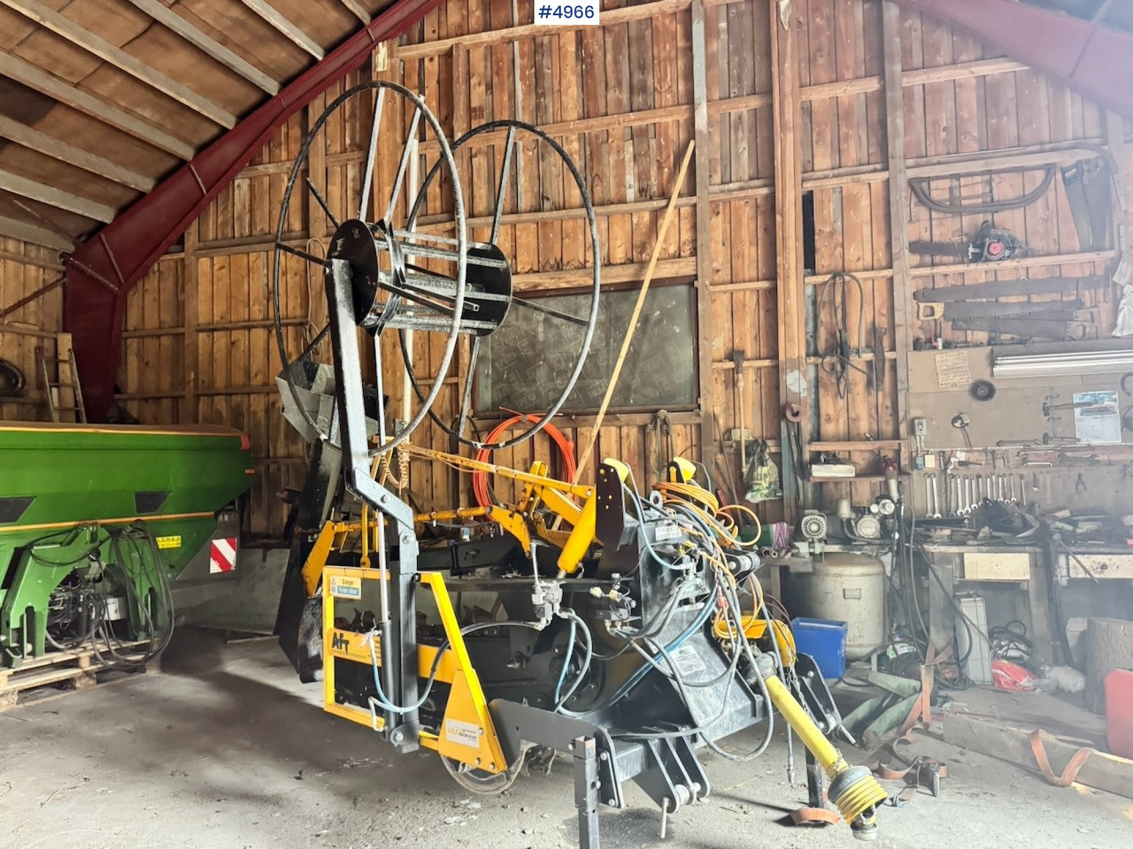 2014 AFT100 Chain Trencher - Техника для обработки почвы: фото 1 2014 AFT100 Chain Trencher - Техника для обработки почвы: фото 1