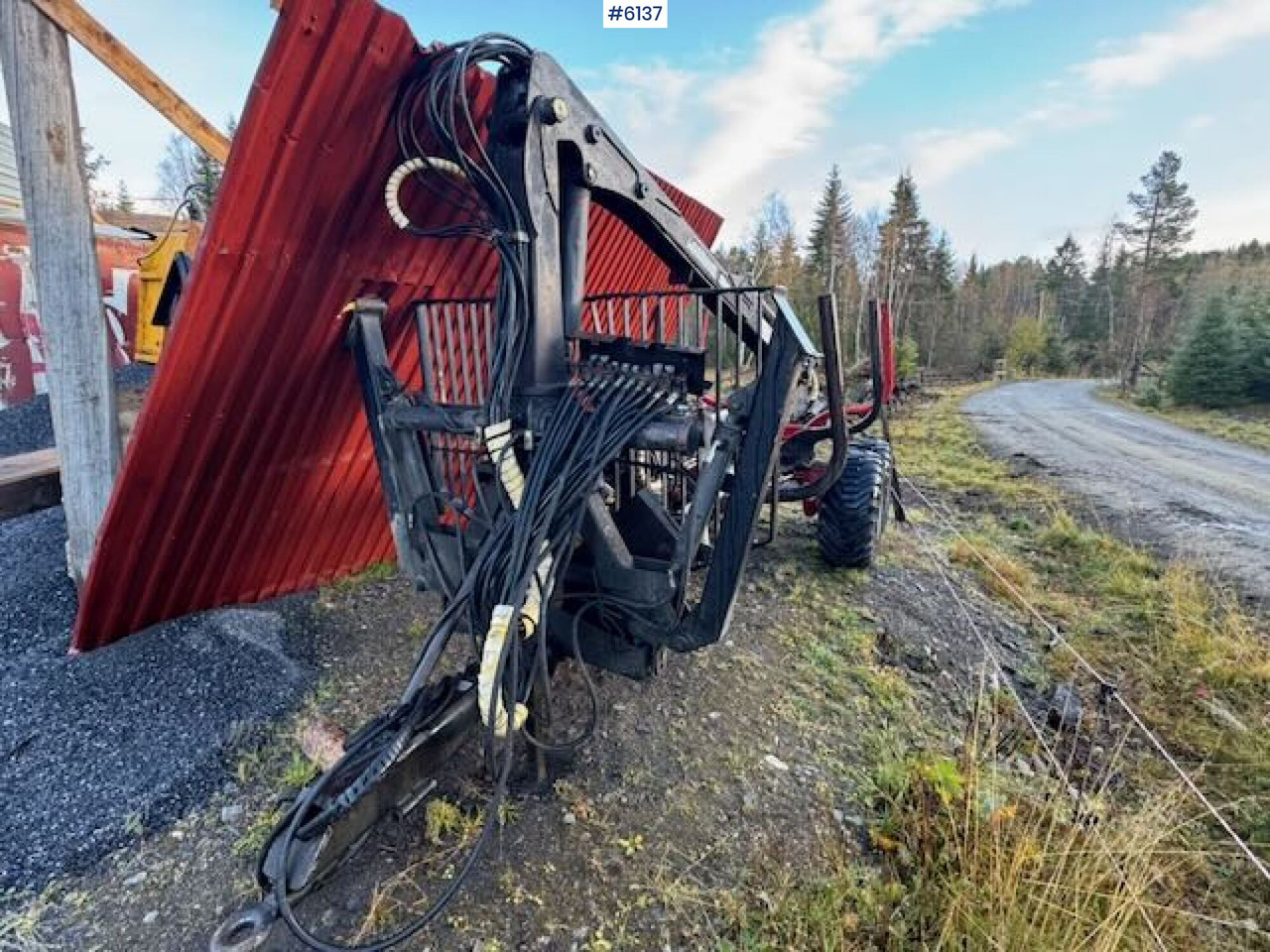 Igland timber trailer with E07 crane - Прицеп лесовоз: фото 5 Igland timber trailer with E07 crane - Прицеп лесовоз: фото 5