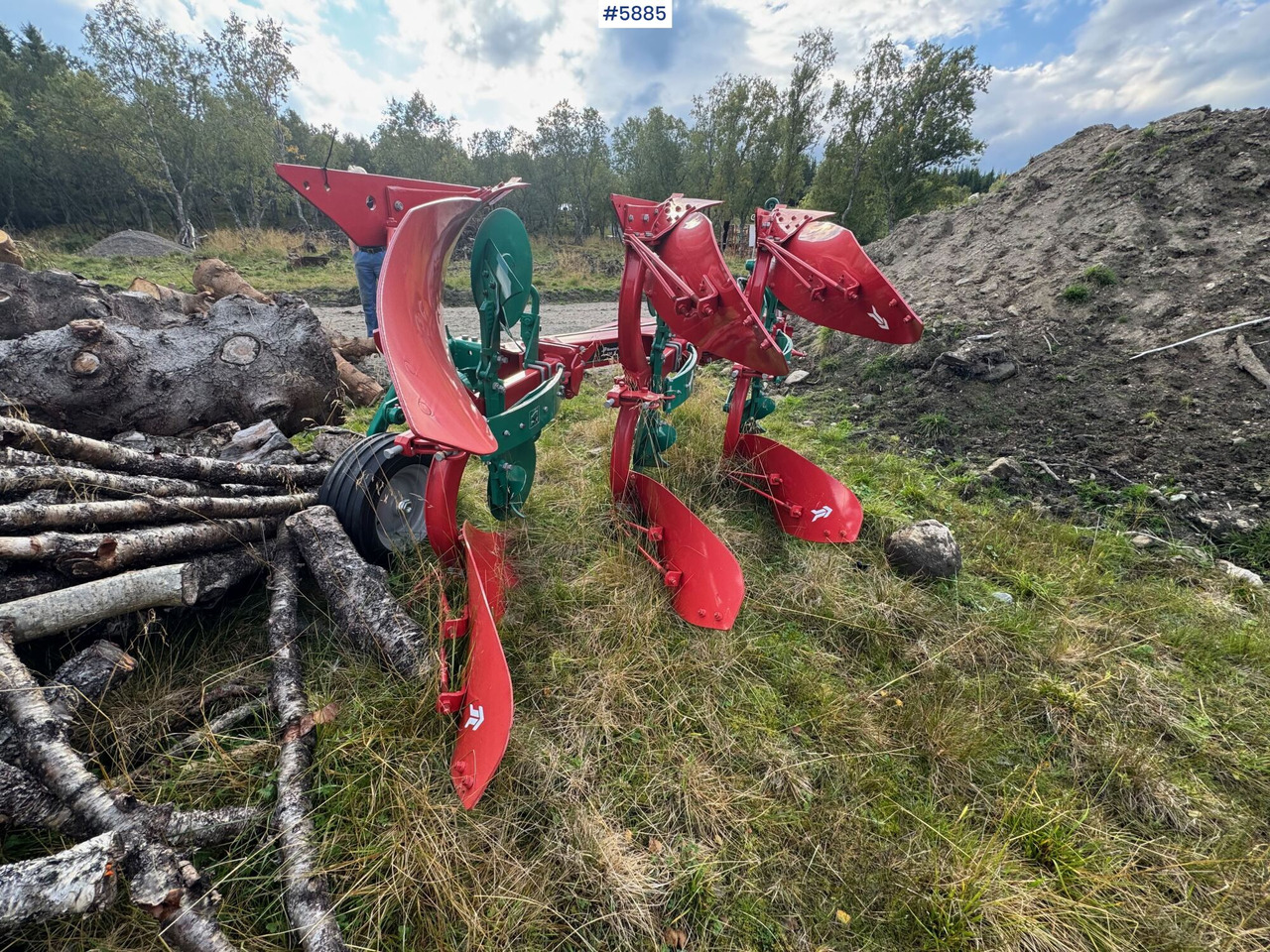 Kverneland 150S reversible plough, 3-furrow, year 2022. Never used – like new! - Техника для обработки почвы: фото 2 Kverneland 150S reversible plough, 3-furrow, year 2022. Never used – like new! - Техника для обработки почвы: фото 2