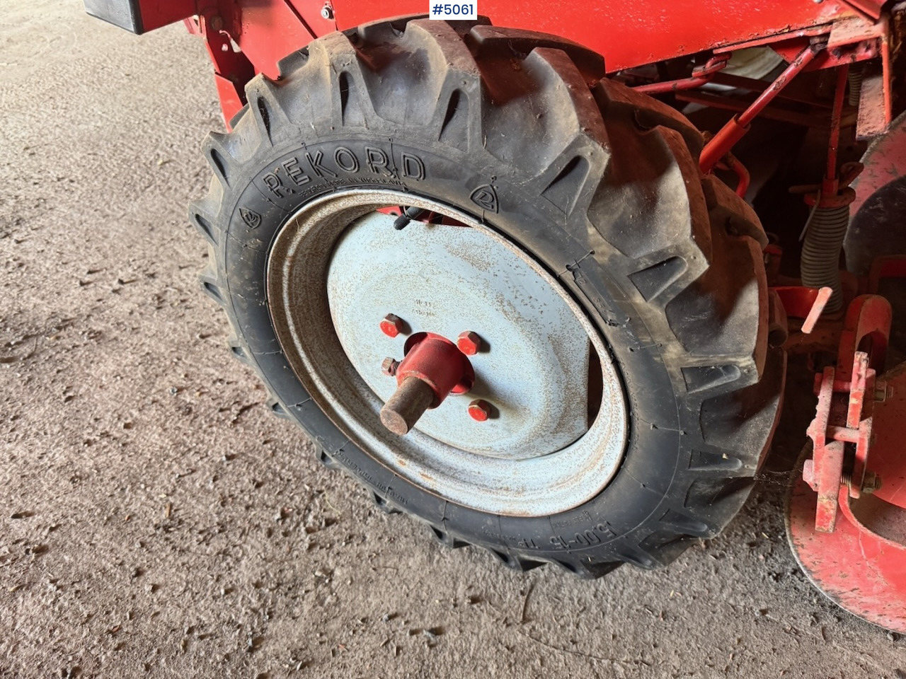 Kverneland Underhaug 1400 Potato picker - Техника для обработки почвы: фото 2 Kverneland Underhaug 1400 Potato picker - Техника для обработки почвы: фото 2