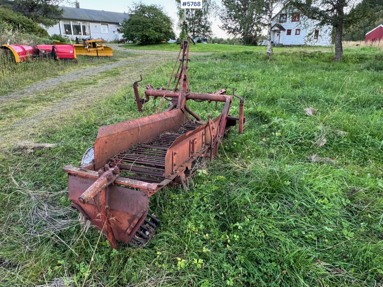 Underhaug Special Potato Lifter - Техника для обработки почвы: фото 5 Underhaug Special Potato Lifter - Техника для обработки почвы: фото 5
