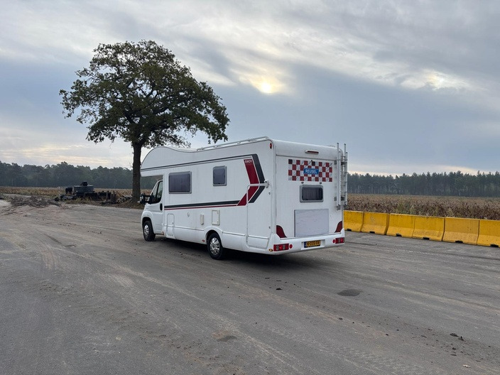 Rimor seal 9 - Альковный автодом: фото 4 Rimor seal 9 - Альковный автодом: фото 4