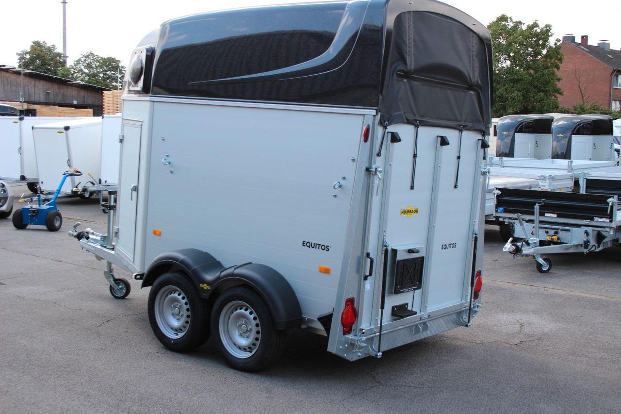 Humbaur Equitos Alu Plus 2400 Pferdeanhänger Sattelkamme - Прицеп для перевозки животных: фото 4 Humbaur Equitos Alu Plus 2400 Pferdeanhänger Sattelkamme - Прицеп для перевозки животных: фото 4