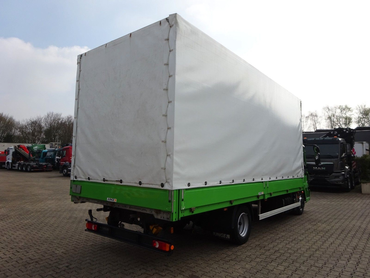 Тентованный фургон Iveco 75-190 Eurocargo 4x2: фото 7