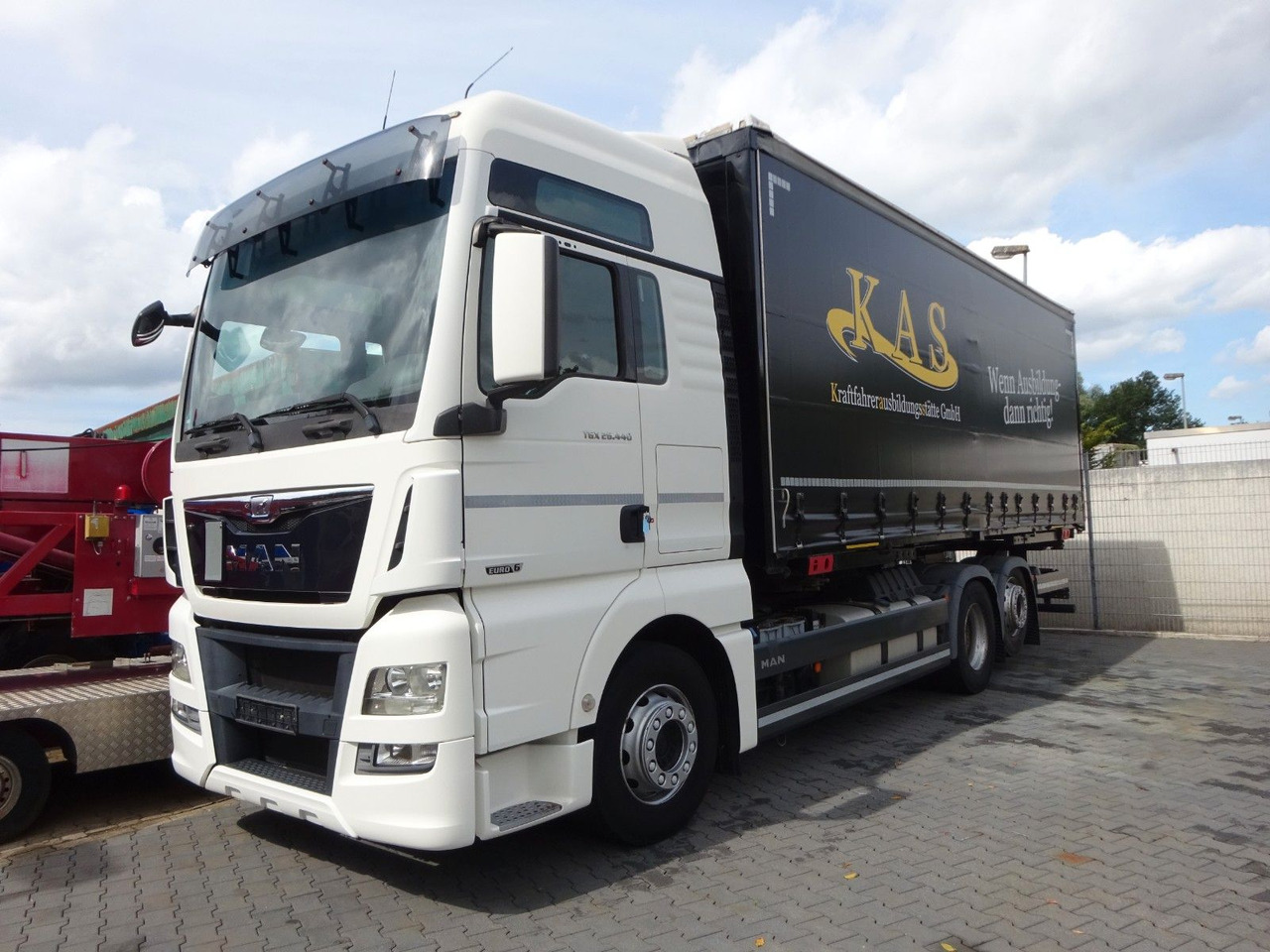 MAN 26.440 TGX BDF Wechselsystem 6x2 - Грузовик-контейнеровоз/ Сменный кузов: фото 2 MAN 26.440 TGX BDF Wechselsystem 6x2 - Грузовик-контейнеровоз/ Сменный кузов: фото 2