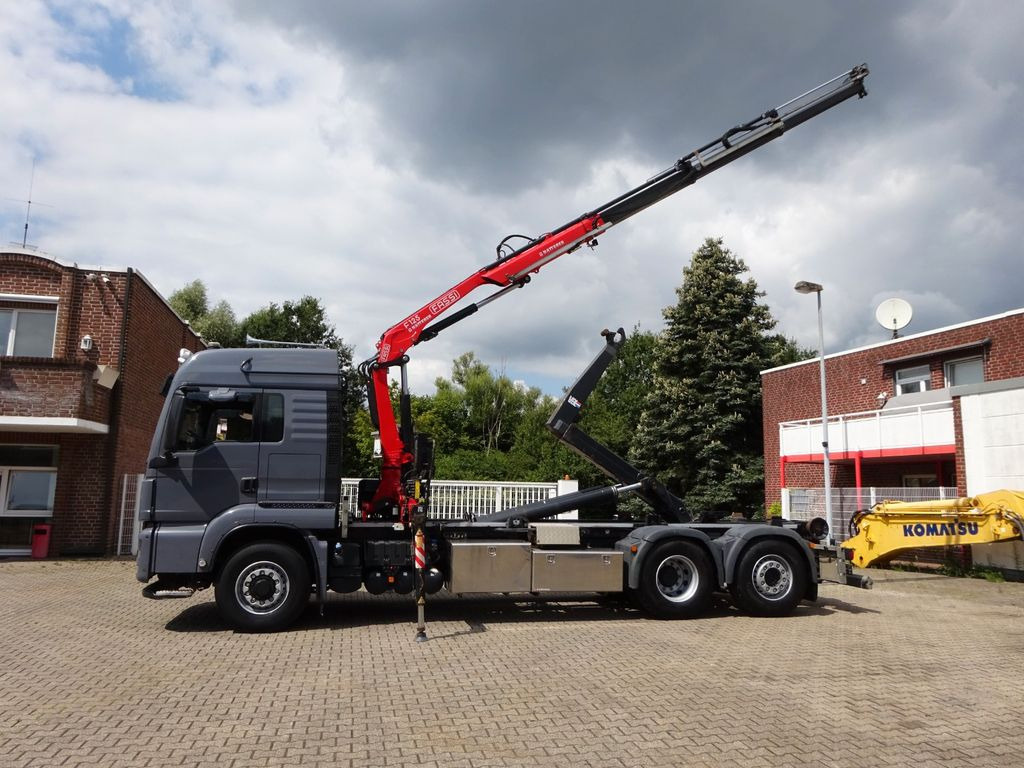 MAN 26.500 Abroller + Fassi F125A Kran 6x2-4 Allrad - Автоманипулятор, Крюковой мультилифт: фото 3 MAN 26.500 Abroller + Fassi F125A Kran 6x2-4 Allrad - Автоманипулятор, Крюковой мультилифт: фото 3