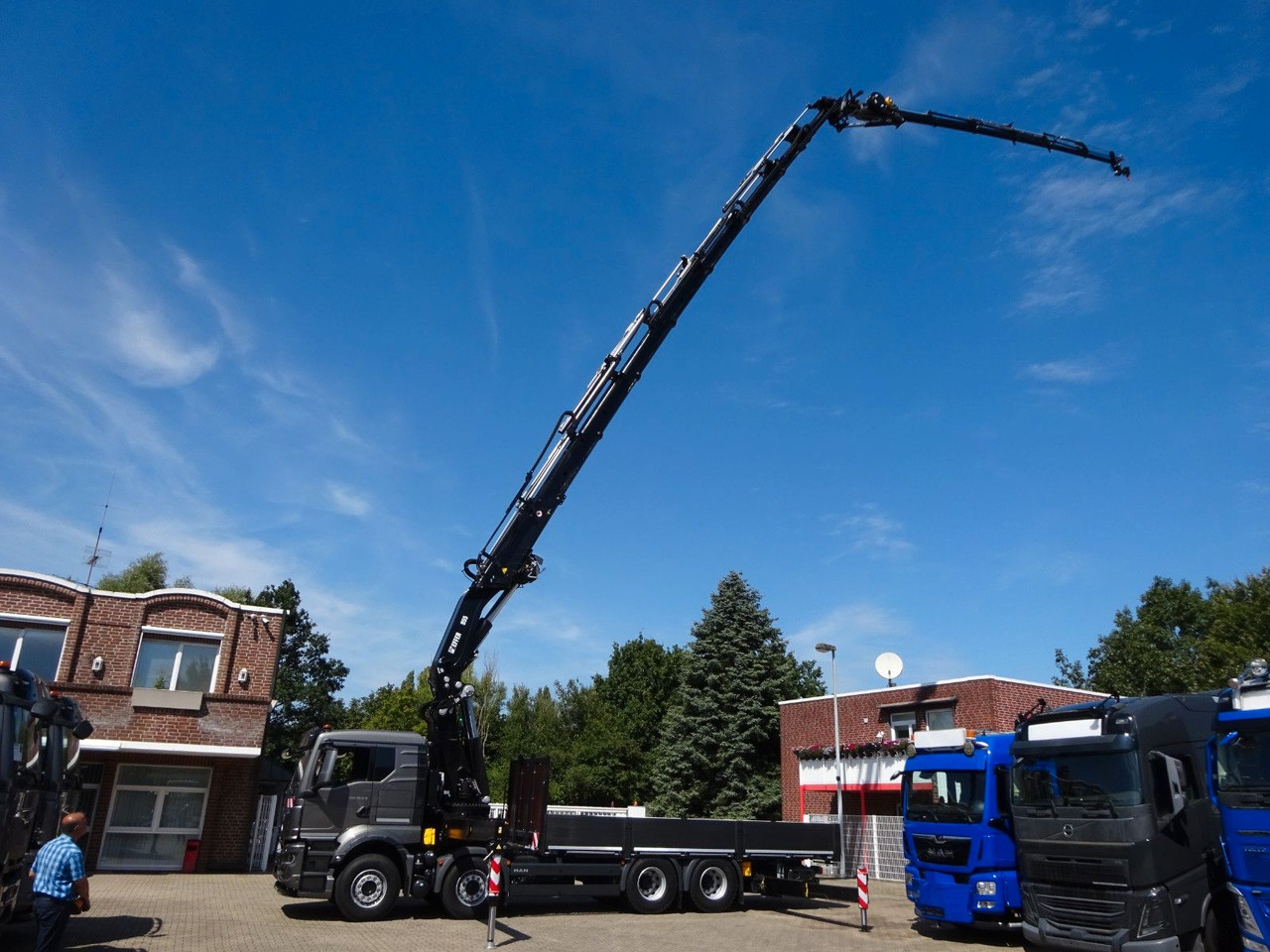 MAN 35.510 P+ 955 Effer jib Seilwind(100t Meterkran MAN 35.510 P+ 955 Effer jib Seilwind(100t Meterkran - Автоманипулятор, Грузовик бортовой/ Платформа: фото 2 MAN 35.510 P+ 955 Effer jib Seilwind(100t Meterkran MAN 35.510 P+ 955 Effer jib Seilwind(100t Meterkran - Автоманипулятор, Грузовик бортовой/ Платформа: фото 2