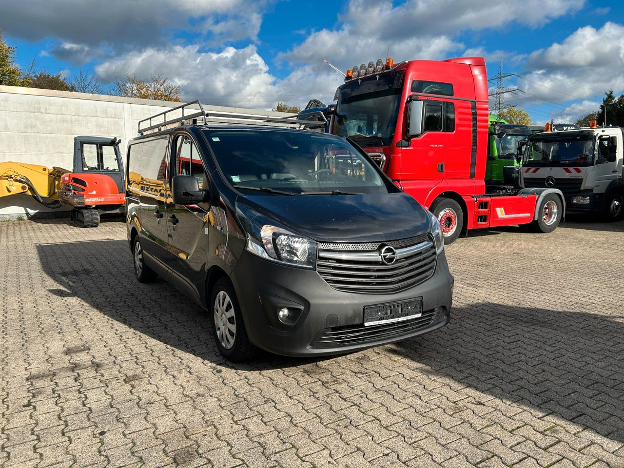 Opel Vivaro CDTI Kastenwagen 4x2 - Легковой фургон: фото 2 Opel Vivaro CDTI Kastenwagen 4x2 - Легковой фургон: фото 2