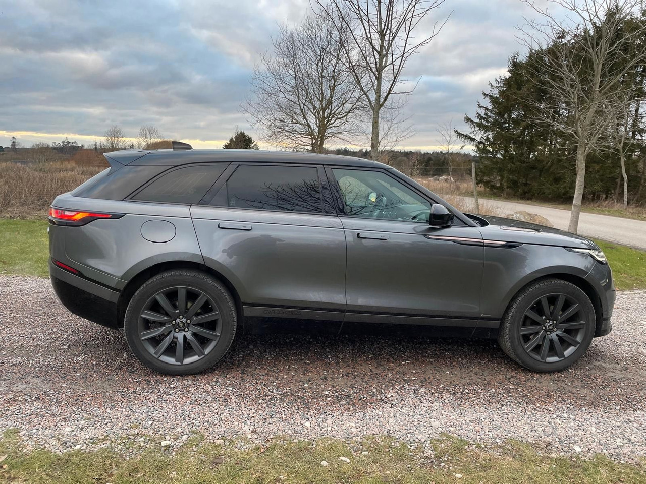Land Rover Range Rover Velar R-Dynamic 3.0D 4WD Land Rover Range Rover Velar R-Dynamic 3.0D 4WD *RESERVED - Внедорожник: фото 3 Land Rover Range Rover Velar R-Dynamic 3.0D 4WD Land Rover Range Rover Velar R-Dynamic 3.0D 4WD *RESERVED - Внедорожник: фото 3