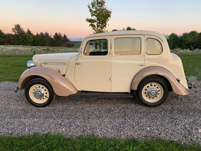 MORIS 12 *7900 brutto* - Седан: фото 5 MORIS 12 *7900 brutto* - Седан: фото 5