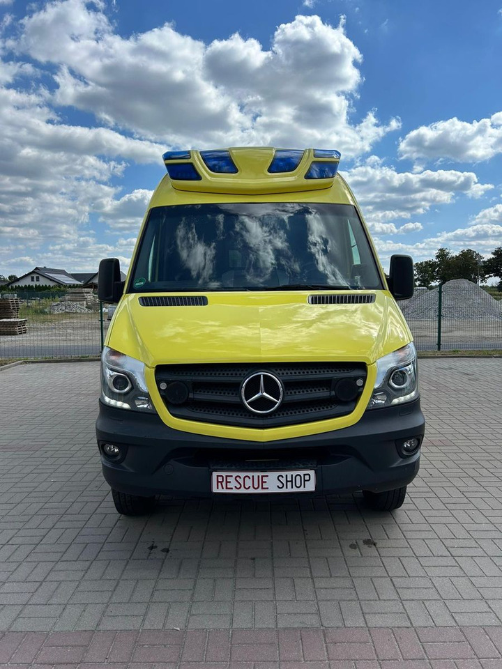 Mercedes-Benz Sprinter 519 CDI 4X4 **Ambulace** - Пассажирский фургон: фото 5 Mercedes-Benz Sprinter 519 CDI 4X4 **Ambulace** - Пассажирский фургон: фото 5