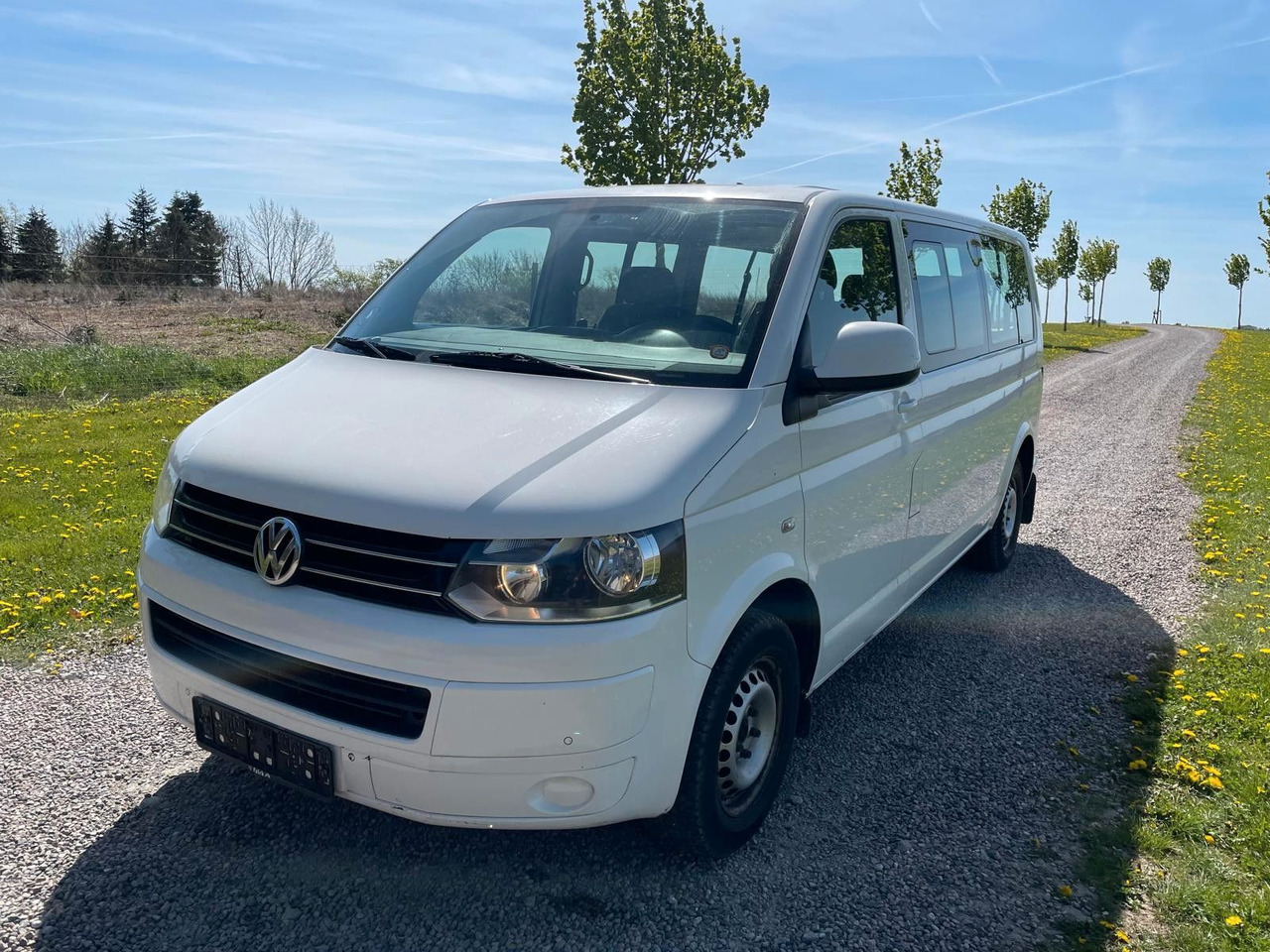Volkswagen T5 Caravelle 2.0 TDI DSG Comfortline Lang - Пассажирский фургон: фото 1 Volkswagen T5 Caravelle 2.0 TDI DSG Comfortline Lang - Пассажирский фургон: фото 1