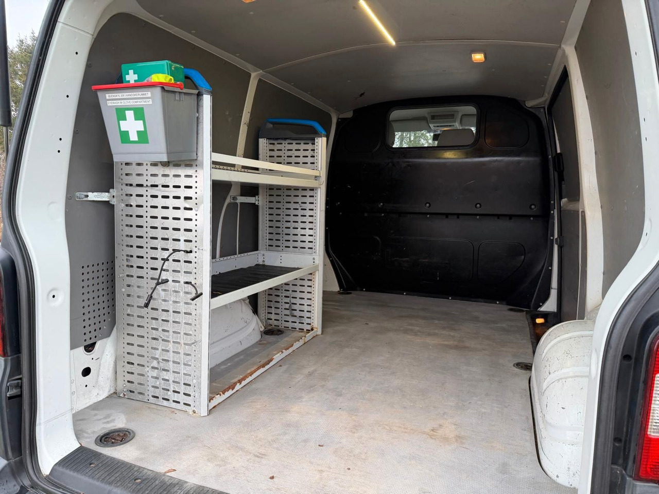 Легковой фургон Volkswagen T5 Transporter Kasten-Kombi Kasten: фото 19 Легковой фургон Volkswagen T5 Transporter Kasten-Kombi Kasten: фото 19