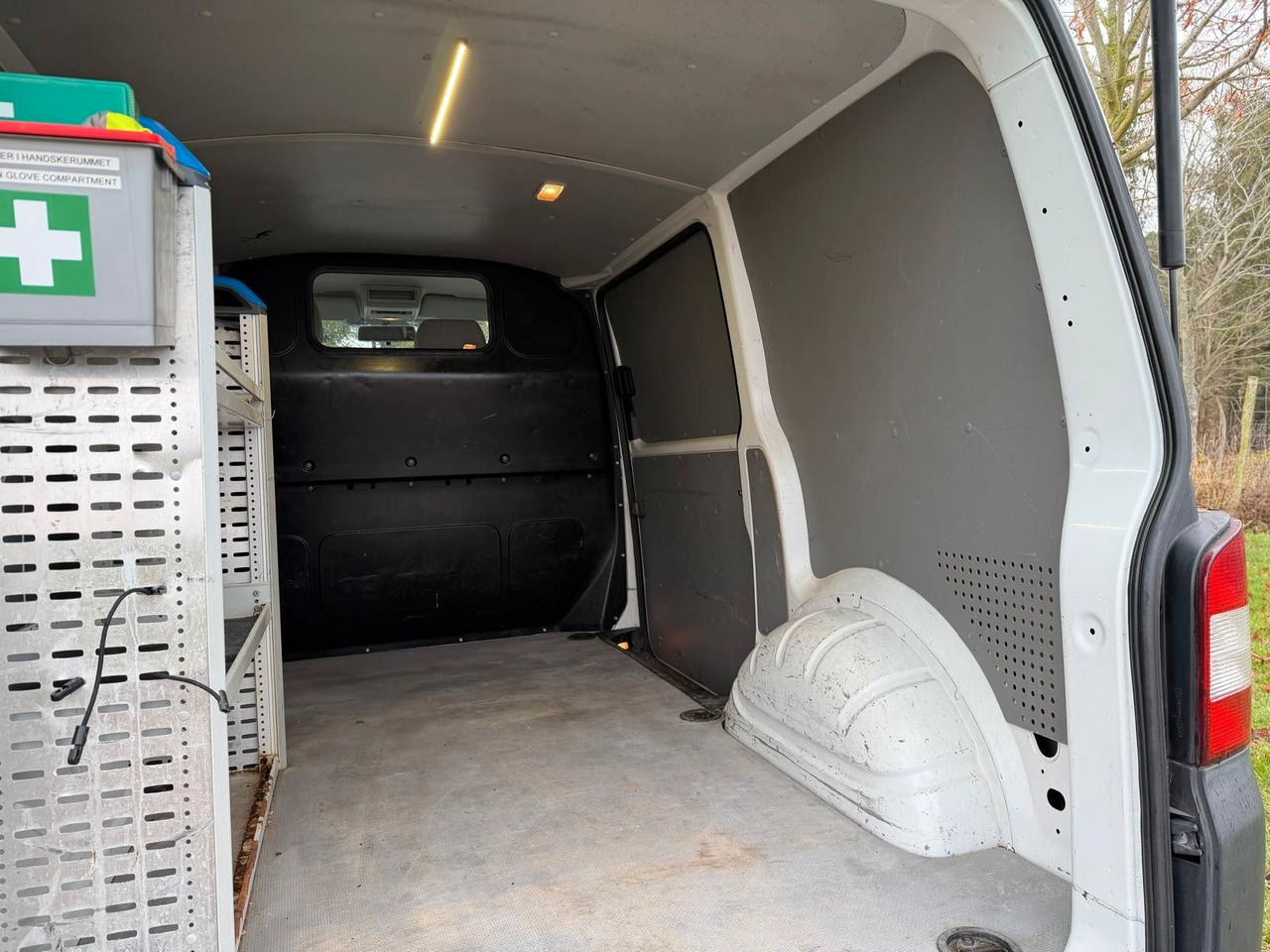 Легковой фургон Volkswagen T5 Transporter Kasten-Kombi Kasten: фото 20 Легковой фургон Volkswagen T5 Transporter Kasten-Kombi Kasten: фото 20