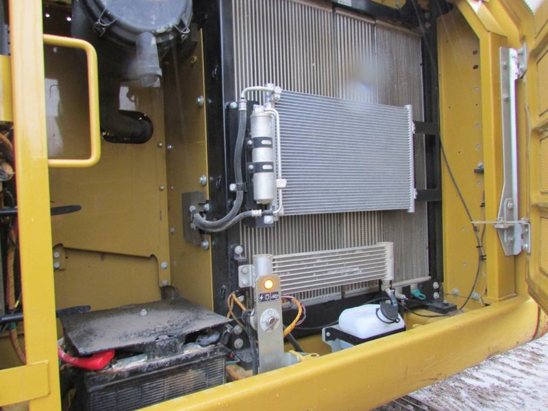 Гусеничный экскаватор Cat 320 FL Kettenbagger 65.000 EUR: фото 8 Гусеничный экскаватор Cat 320 FL Kettenbagger 65.000 EUR: фото 8