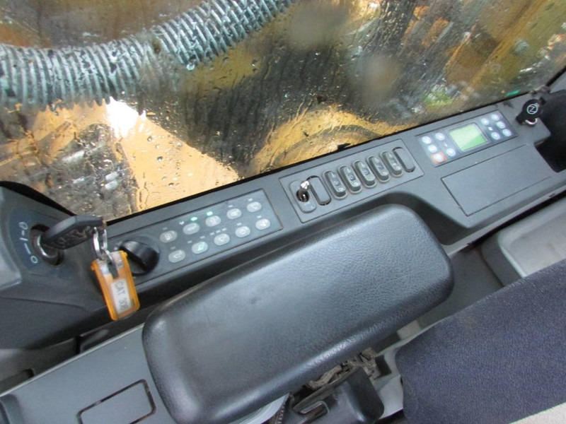 Гусеничный экскаватор Cat 320 FL Kettenbagger 65.000 EUR: фото 11 Гусеничный экскаватор Cat 320 FL Kettenbagger 65.000 EUR: фото 11