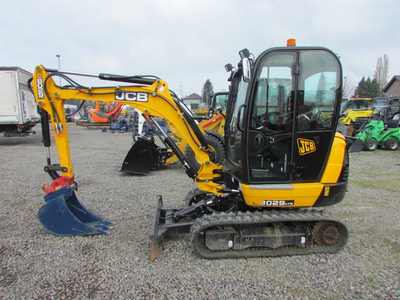 JCB 8029 CTS Minibagger 28.500 EUR - Мини-экскаватор: фото 1 JCB 8029 CTS Minibagger 28.500 EUR - Мини-экскаватор: фото 1