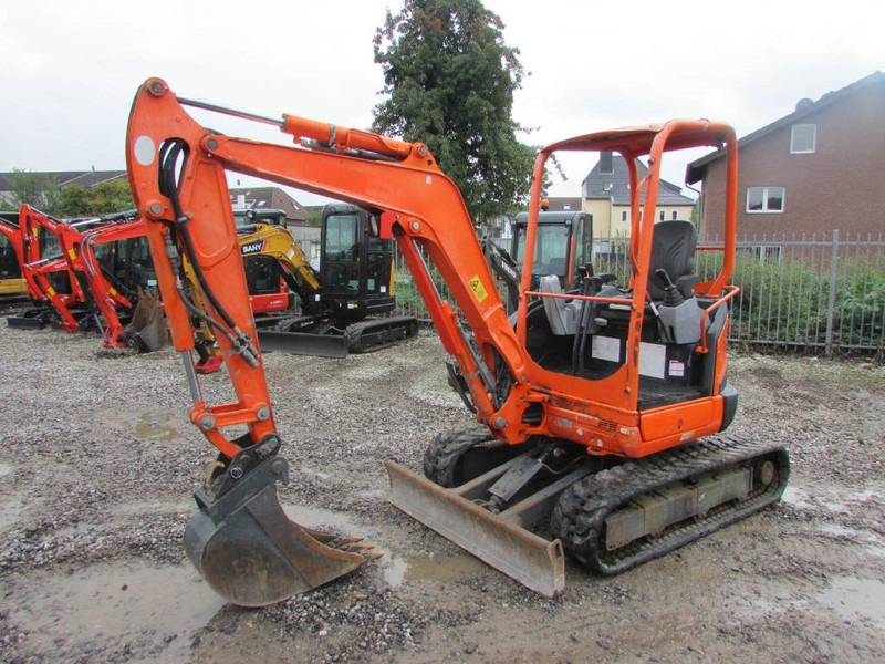 Kubota U 27-4 Canopy Minibagger 17.500 EUR - Мини-экскаватор: фото 2 Kubota U 27-4 Canopy Minibagger 17.500 EUR - Мини-экскаватор: фото 2
