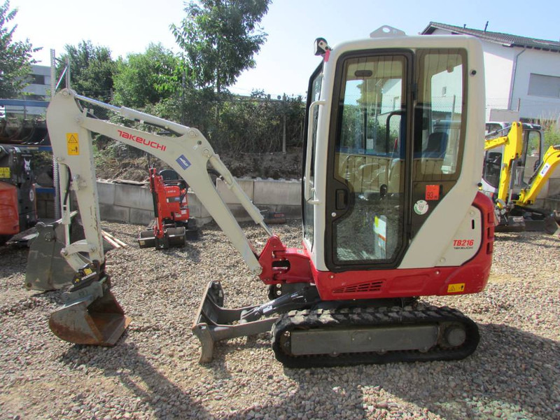 Takeuchi TB 216 V0 Minibagger 23.500 EUR - Мини-экскаватор: фото 1 Takeuchi TB 216 V0 Minibagger 23.500 EUR - Мини-экскаватор: фото 1